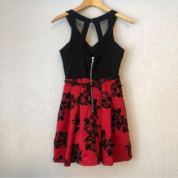 CRYSTAL DOLLS Womens Black Embellished Zippered Floral Cocktail Dress - Picture 7 of 11